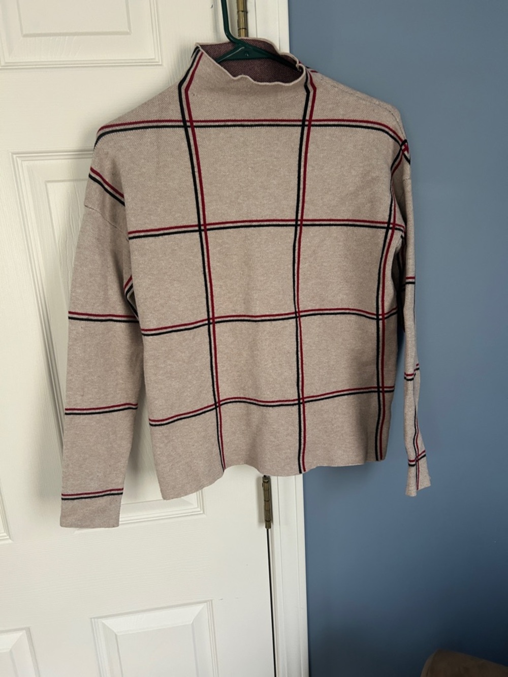 Tahari Beige Plaid Turtleneck Sweater with Black and Red Grid